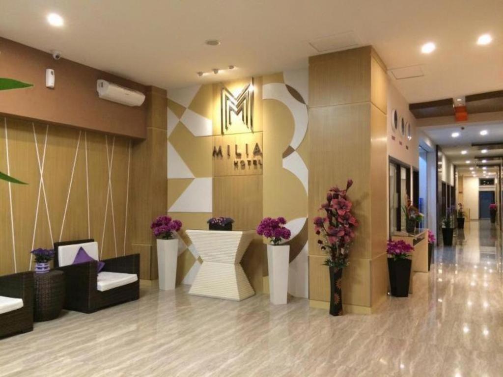 Hotel D' Calia Таракан Екстериор снимка