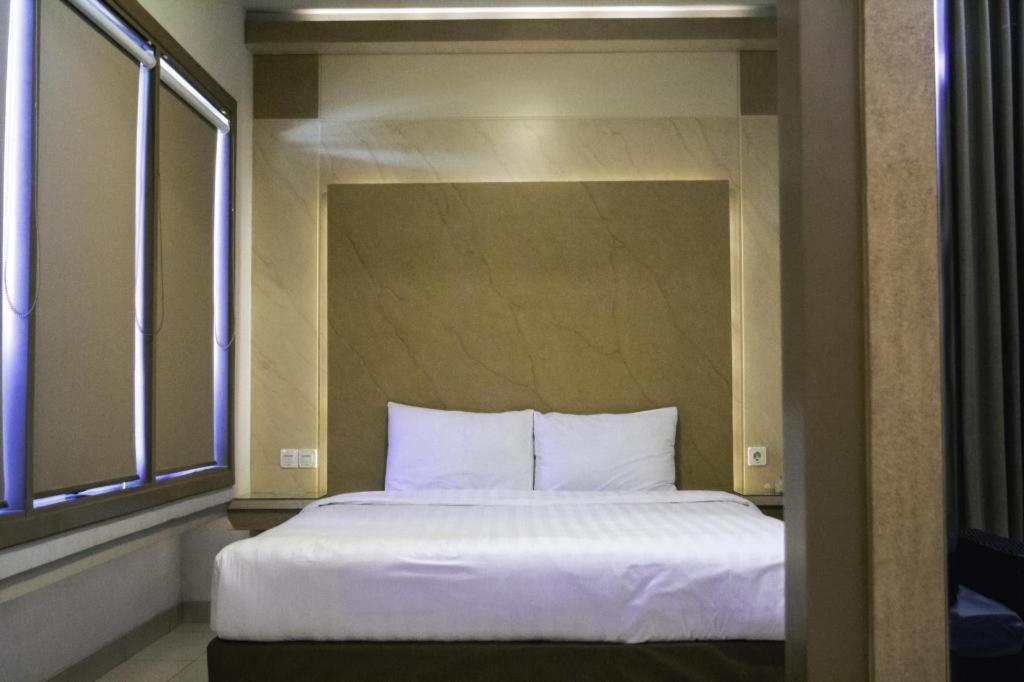Hotel D' Calia Таракан Екстериор снимка