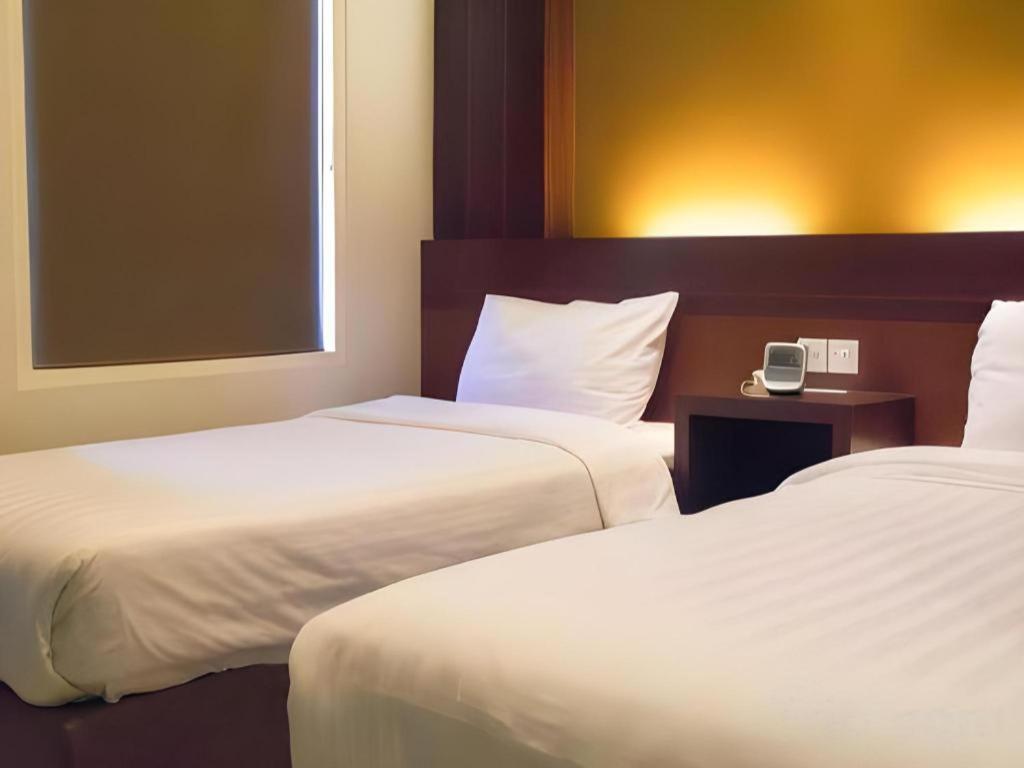 Hotel D' Calia Таракан Екстериор снимка