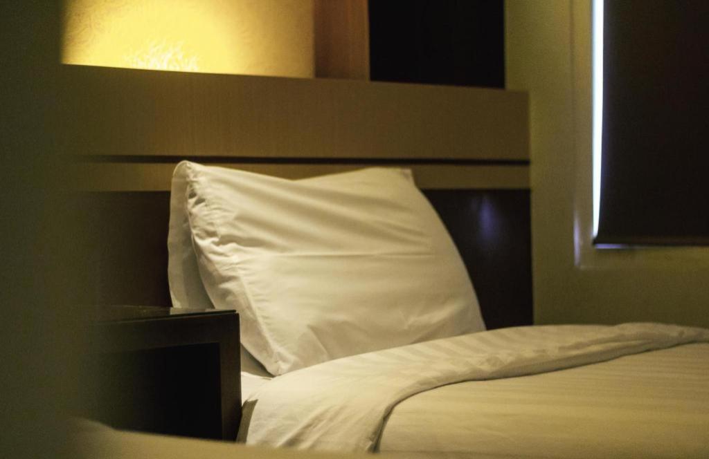 Hotel D' Calia Таракан Екстериор снимка