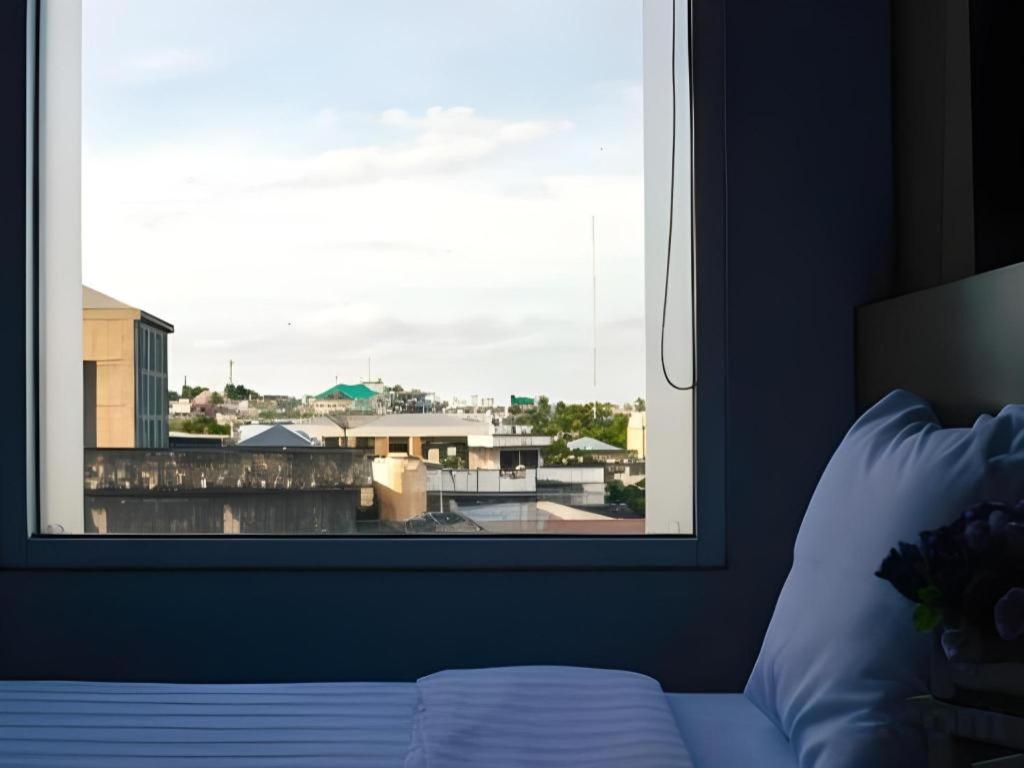 Hotel D' Calia Таракан Екстериор снимка